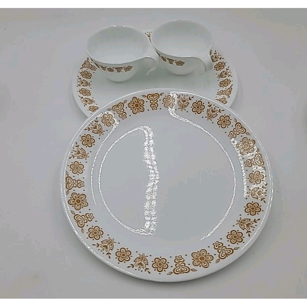 4pc Corelle Butterfly Gold Dinner Plates & Coffee Cups